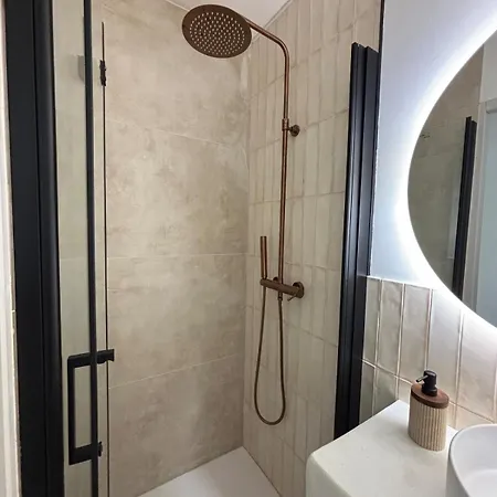 Le Petit Faubourg - Cocooning And Bright - Cite * Καρκασόν